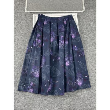 外貿剪標款紫魅天鵝圖紋傘型半裙