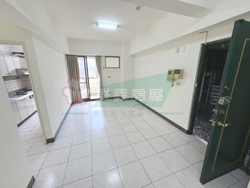 逢甲公園三房機上車位｜台中市西屯區逢明街