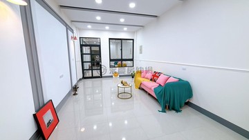 【福康國小】整新漂亮透天｜高雄市苓雅區武昌路