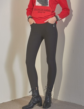 ★【喜芝梅】修身型高質感口袋帶飾長褲(三色；M-3L) 223980012