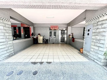 太平新光樹德商圈|稀有優質透天新高學區五房雙車別墅｜台中市太平區廣三街