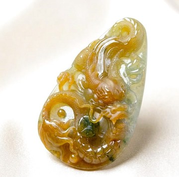 冰種三彩翡翠精雕霸王龍牌 | 天然緬甸玉翡翠A貨 | 送禮