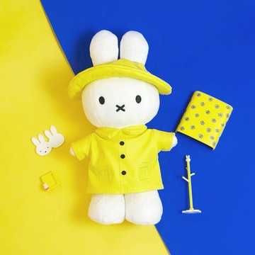 BON TON TOYS｜Miffy米菲兔填充玩偶- 雨衣兔 24cm