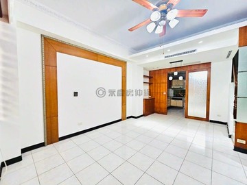 稀有釋出陶花園社區透天別墅永慶憶如｜新北市鶯歌區鶯桃路