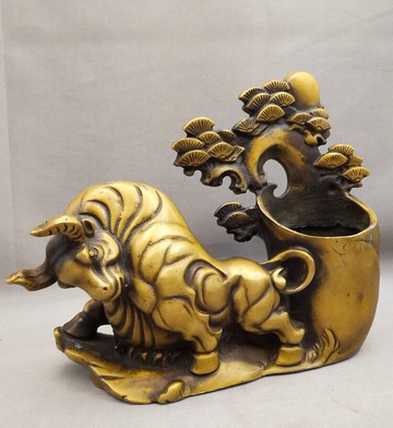 黃銅斗牛牛氣沖天筆筒擺件 松樹筆筒家居裝飾禮品古玩藏品