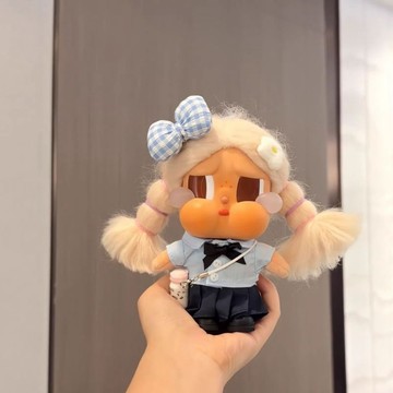 臺灣出貨✨  新款哭娃衣服 crybaby10cm咕嚕學院風娃衣奶藍襯衫百褶裙學生套裝娃衣