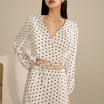 OB嚴選 印花雪紡交叉綁帶V領拋袖上衣 《AB18938》現貨/女裝/時髦