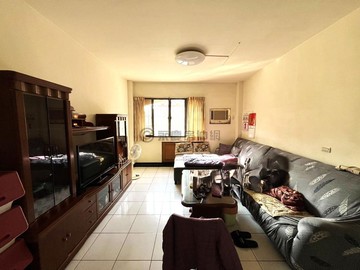 頂新特區【過勇路 住商兩用 騎樓式透天五樓】｜高雄市鳳山區過勇路