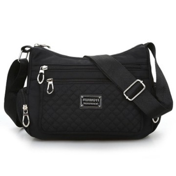 I.Dear-日韓輕便媽媽外出防水牛津菱格側肩包斜背包(BG80黑色)