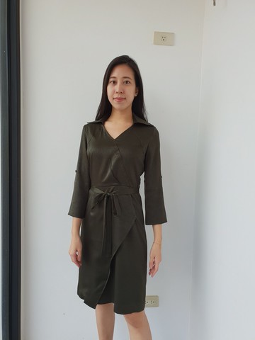 襯衫式斜門襟洋裝