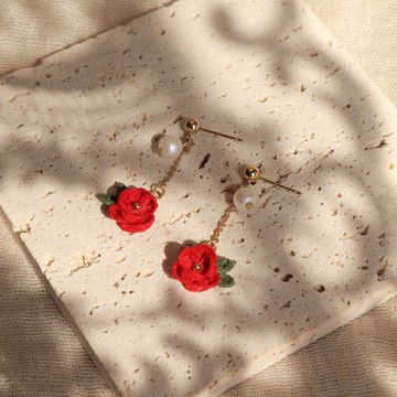 細工布花耳環 — 椿・韻