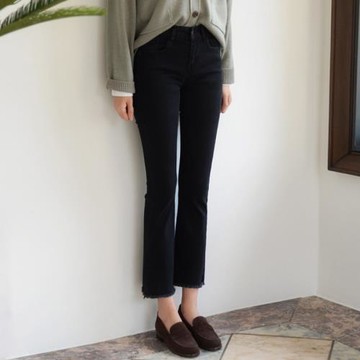 韓國2025新款爆款黑色微喇牛仔褲女春秋冬高腰九分顯瘦直筒煙管褲