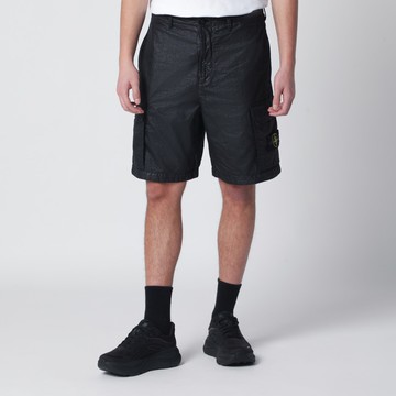 Black cargo bermuda shorts with relaxed fit