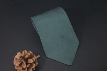 綠色真絲領帶面料親膚禮盒裝支持繡字