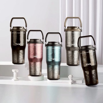 【TKK】禮物精選 精美禮盒 送禮自用-悅界時尚 純鈦Ti 拎拎杯 手提式 冰霸杯 抗菌保溫杯 環保杯 700ML(直飲+吸管)-禮盒組