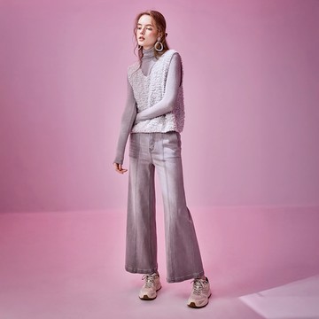 做舊水洗修身喇叭褲