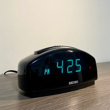 SEIKO DL505 極致黑 太空電子鐘