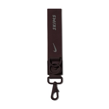 NikeSKIMS Women's Keychain (Brown)