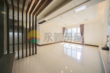 過馬路逛巨蛋|稀有|三面採光|三房平車｜高雄市左營區新莊一路