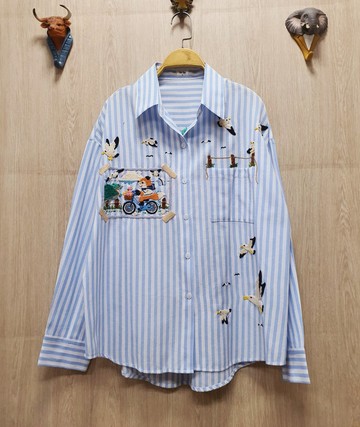 手工刺繡棉質襯衫，印有燈塔、狐狸、明信片、海鷗、腳踏車圖案。