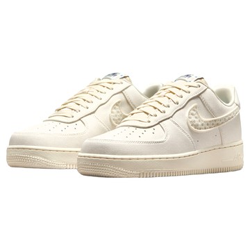 NIKE 耐吉 女款 WMNS AIR FORCE 1 07 LX 運動鞋 IH7351010 US8.5  米白色  25.5cm