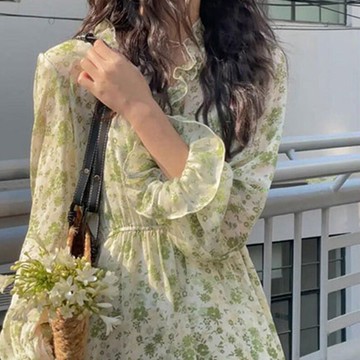 高級感綠色碎花雪紡連衣裙女2022早春初戀桔梗名媛御姐宮廷裙子潮