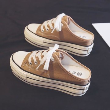 夏季奶茶色內增高無后跟帆布鞋女半拖厚底松糕一腳蹬