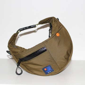 半月型回收尼龍包 (綠)