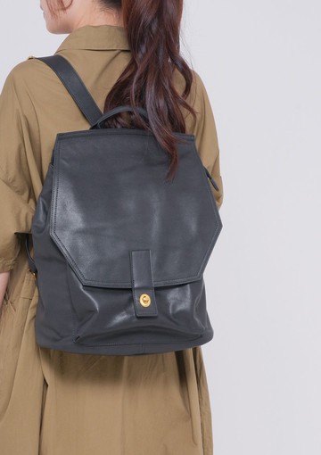 復古都市風格多分層大容量真皮後背包 黑