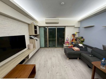 請問芳銘-五甲商圈機能佳友友建設-五甲天廈三房平車｜高雄市鳳山區正義街