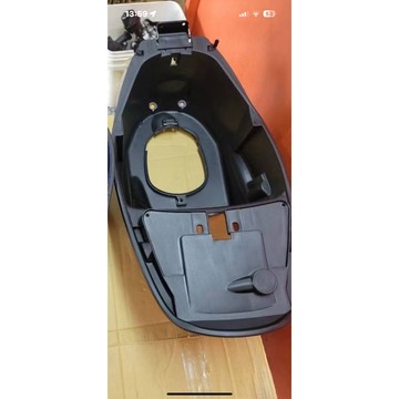 奔馳125/奔騰/如意（置物箱（正廠零件）$549