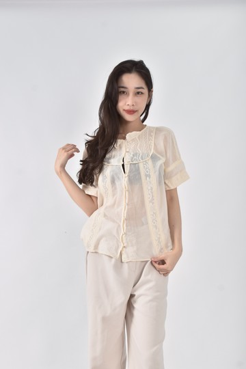 (M) cotelac春夏棉質排扣純棉鏤空杏色短袖上衣