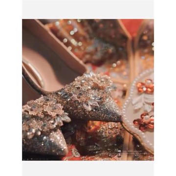 婚鞋秀禾婚紗兩穿水晶鞋新娘鞋女香檳色高跟鞋不累腳水鉆2024新款