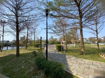 專任中正重劃區面公園稀有釋出漂亮建地｜新竹縣竹北市中正西路