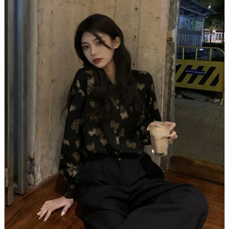 柄シャツ 襟付き シャツ ブラウス 長袖 トップス レディース 春 秋 20代 30代 40代 蝶柄服 黒 総柄 蝶々 蝶柄 カジュアル 柄シャツ 襟付き シャツ ブラウス 長袖 トップス レディース 春