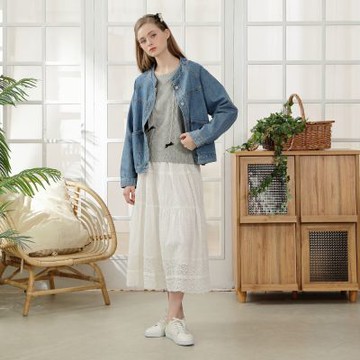 【CUMAR】蕾絲棉布繡花蛋糕裙 藍 白 咖