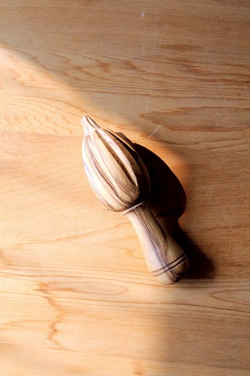 英國Naturally Med橄欖木 柳丁檸檬手動榨汁器/擠汁器/榨汁鑽頭