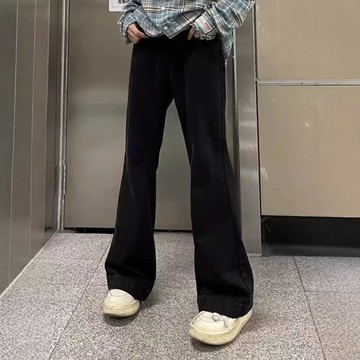 【現貨】純黑色微喇叭牛仔褲 男女cleanfit休閒褲子 修身顯瘦 美式高街vibe褲 老林