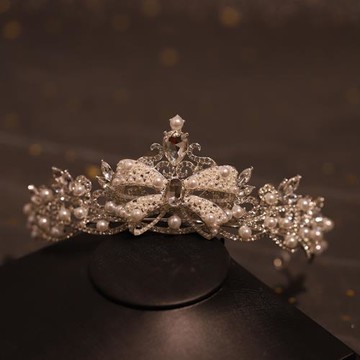 兒童皇冠珍珠大氣蝴蝶結巴洛克女童演出主持節目鋼琴大氣銀色王冠