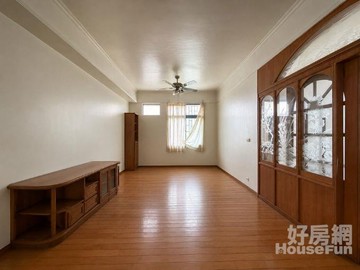 稀有! 專任新營低總價三房華廈成家首選｜台南市新營區武昌街