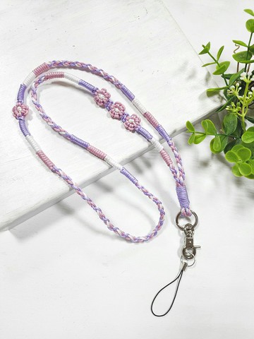 Paris*Le Bonheun。細繩的纏繞。編織手腕繩。頸繩(小清新花花兒)