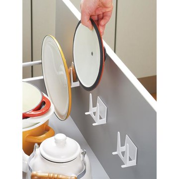 日本進口免打孔鍋蓋架廚房粘貼式置物架家用壁掛式砧板收納架4p裝