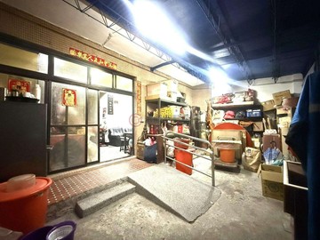 樹林國小育英邊間一樓｜新北市樹林區育英街