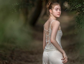 絲柔光璨雙面深V背心