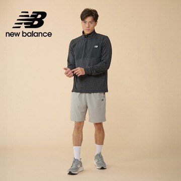 【New Balance】快乾吸排刷毛長袖上衣_男性_黑色_MT43204BK