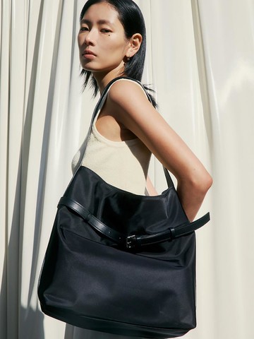 Nylon Belted Big Hobo Bag [Black] (KE51D3M035)