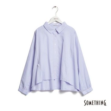 SOMETHING 女裝 寬版剪裁條紋長袖襯衫-水藍色