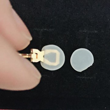 【Emi艾迷】無耳洞專用無痛三角耳夾套矽膠透明色5對入