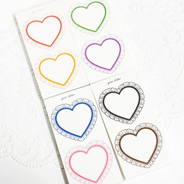 雙色愛心荷葉邊紙