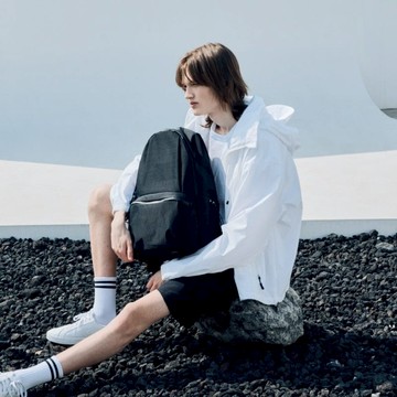 STEWART W50 極簡機能後背包 (2色) 雲朵灰